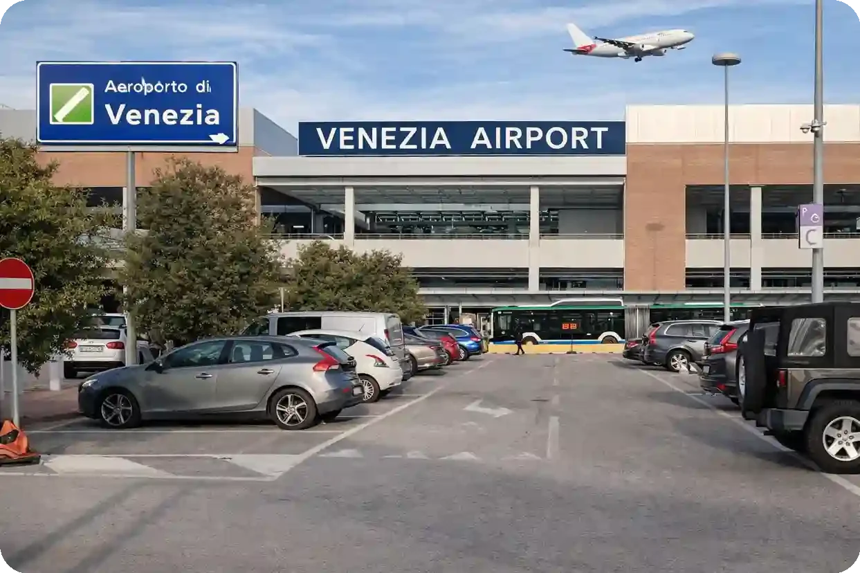 Mietwagen Flughafen Venedig – Zahlung mit Debitkarte